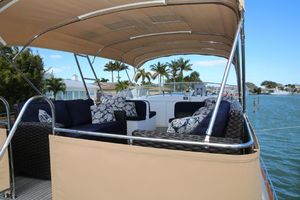 Photo 3186186 for 2000 Grand Banks 42 Motoryacht Blade Runner 