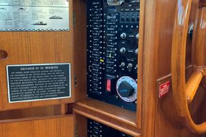 Photo 3186082 for 2000 Grand Banks 42 Motoryacht Blade Runner 