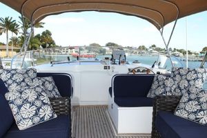 Photo 3186163 for 2000 Grand Banks 42 Motoryacht Blade Runner 