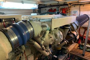 Photo 3186148 for 2000 Grand Banks 42 Motoryacht Blade Runner 