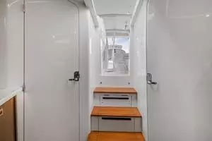 2021 Intrepid 438 Evolution thumbnail 26