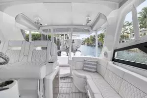 2021 Intrepid 438 Evolution thumbnail 20