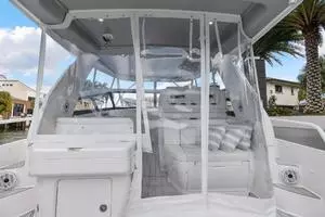 2021 Intrepid 438 Evolution thumbnail 18