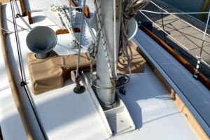 LITTLE STAR 35ft Hinckley Yacht For Sale