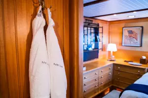 1999 Palmer Johnson Motor Yacht thumbnail 25