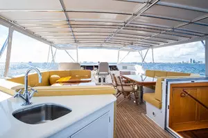 1999 Palmer Johnson Motor Yacht thumbnail 45