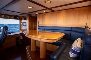 1999 Palmer Johnson Motor Yacht thumbnail 14