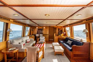 1999 Palmer Johnson Motor Yacht thumbnail 3