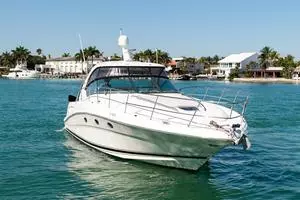 2004 Sea Ray 420 Sundancer thumbnail 1