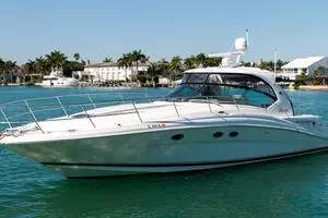 2004 Sea Ray 420 Sundancer thumbnail 2