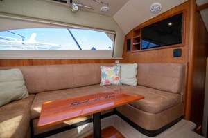 Luhrs 36 - Steel-N-Time - salon