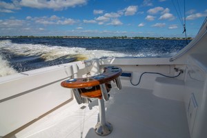 Luhrs 36 - Steel-N-Time - cockpit