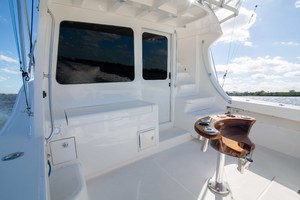 Luhrs 36 - Steel-N-Time - cockpit