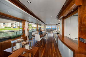 92FT (28.04M) SUNSEEKER