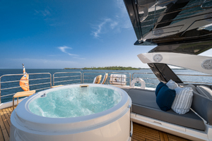 92FT (28.04M) SUNSEEKER