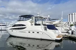 Swimm eze 2008 Meridian 459 Motor Yacht Yacht For Sale in Ft. Lauderdale FL