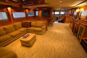 2002 President 100 Motor Yacht thumbnail 8