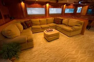 2002 President 100 Motor Yacht thumbnail 9