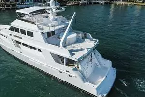 2002 President 100 Motor Yacht thumbnail 4