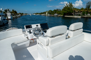 Lazzara 78 - North South Latitude - exterior