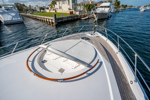 Lazzara 78 - North South Latitude - exterior