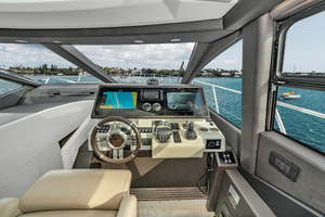 Azimut 60 - Why Knot - Wheelhouse