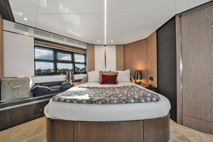 Azimut 60 - Why Knot - Master Stateroom