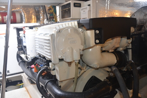 Cruisers Yachts J-Mar IV Engine Room