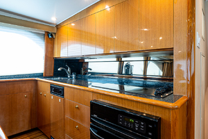 Viking 65 - Iztac - Galley