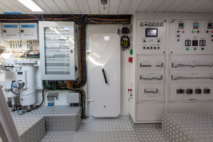 LD_engine Room_170920_0017