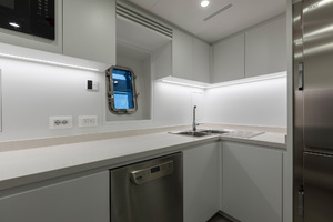 LD_galley & Dinette_170920_0031