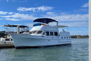 Papillon 44ft Marine Trader Yacht For Sale