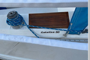 Just Chillin 30ft Catalina Yacht For Sale