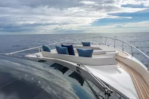 55ft Ferretti Yachts Yacht For Sale