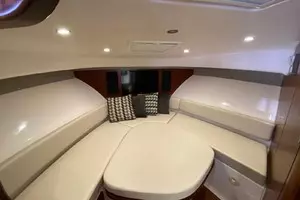 2018 Pursuit OS 385 Offshore thumbnail 17
