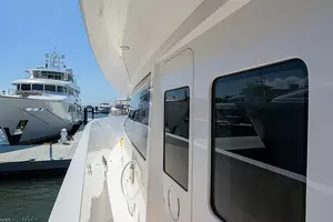RISK TAKER 105ft Hargrave Yacht For Sale