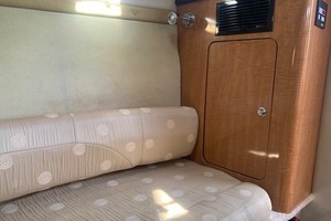 Photo 3235572 for 2003 Regal 2765 Commodore  