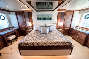 Phoenix 85ft Ocean Alexander Yacht For Sale