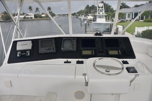 Viking 48- Dravas-Helm