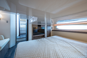 Regal 38-TETELESTAI-Master Stateroom