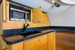 Luhrs 50 - Galley