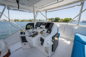 Luhrs 50 - Flybridge