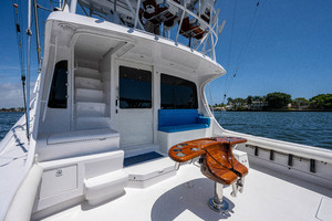 Luhrs 50 - Cockpit