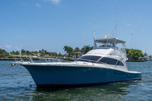 Luhrs 50 - Port Side