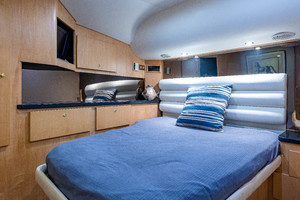 Luhrs 50 - Master Stateroom