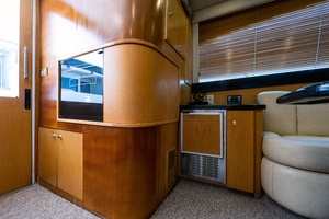 Luhrs 50 - Salon