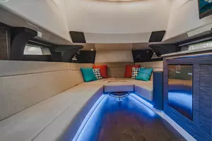  2016 Boston Whaler Outrage Yacht For Sale in Coral Gables FL