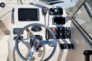 Photo 3232930 for 2019 Grady-White 215  