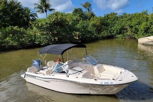 Photo 3232937 for 2019 Grady-White 215  