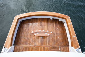 Viking 60 - Jay Walker - exterior